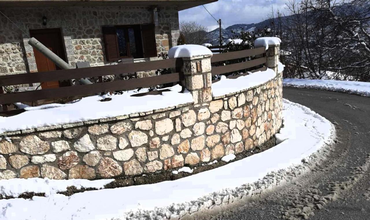 Ξενώνας Στροφυλιά Kato Sinikia Trikalon Exteriér fotografie